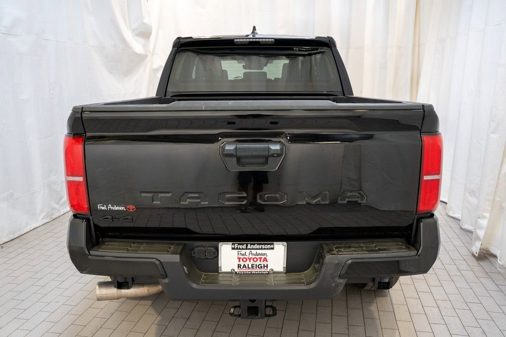 Certified 2024 Toyota Tacoma TRD Off-Road image 4