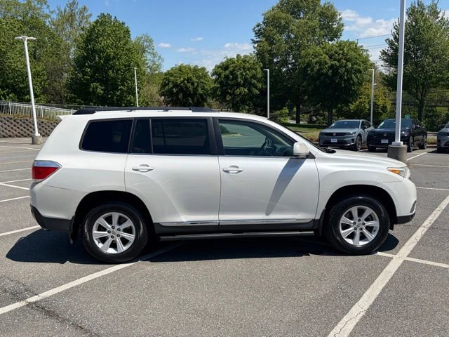 Used 2012 Toyota Highlander 4WD w/ Tech Pkg image 9