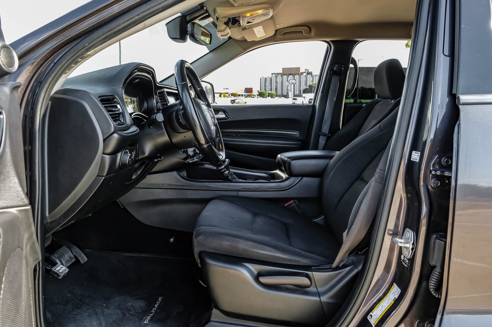 Used 2021 Dodge Durango SXT w/ 3rd Row Seating Group RWD image 4