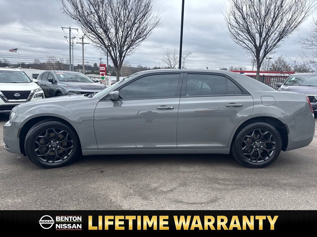 Used 2019 Chrysler 300 S image 5