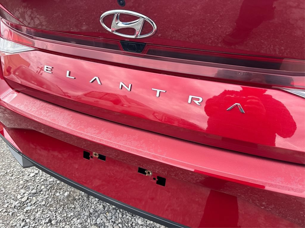 Certified 2023 Hyundai Elantra SEL w/ Convenience Package FWD image 14