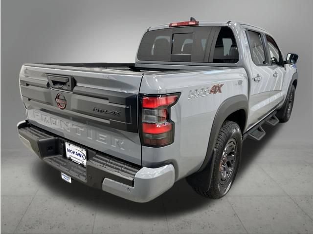Used 2025 Nissan Frontier PRO-4X w/ Pro Convenience Package AWD/4WD image 5