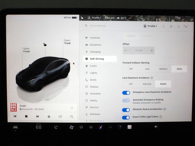 Used 2024 Tesla Model Y Performance image 30