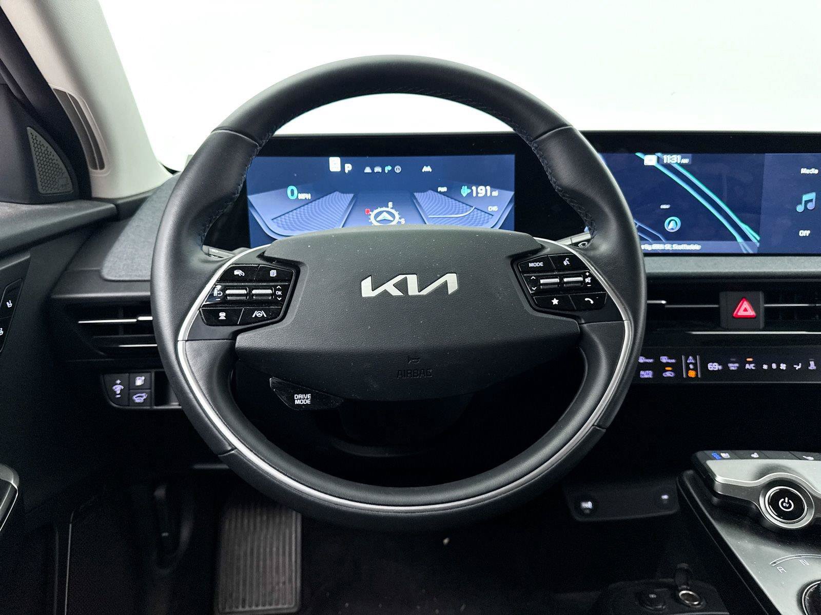 Certified 2023 Kia EV6 Wind RWD image 3