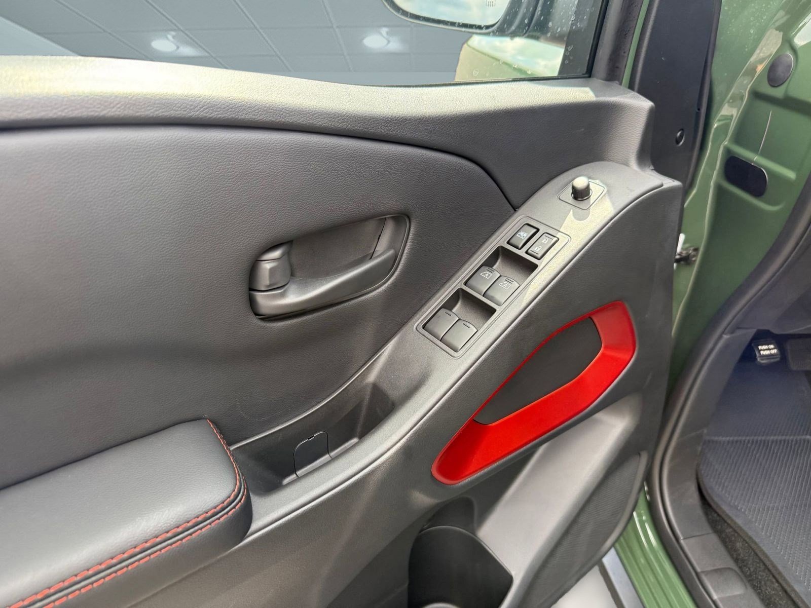 New 2026 Nissan Frontier PRO-4X w/ Pro-4x Convenience Package image 11