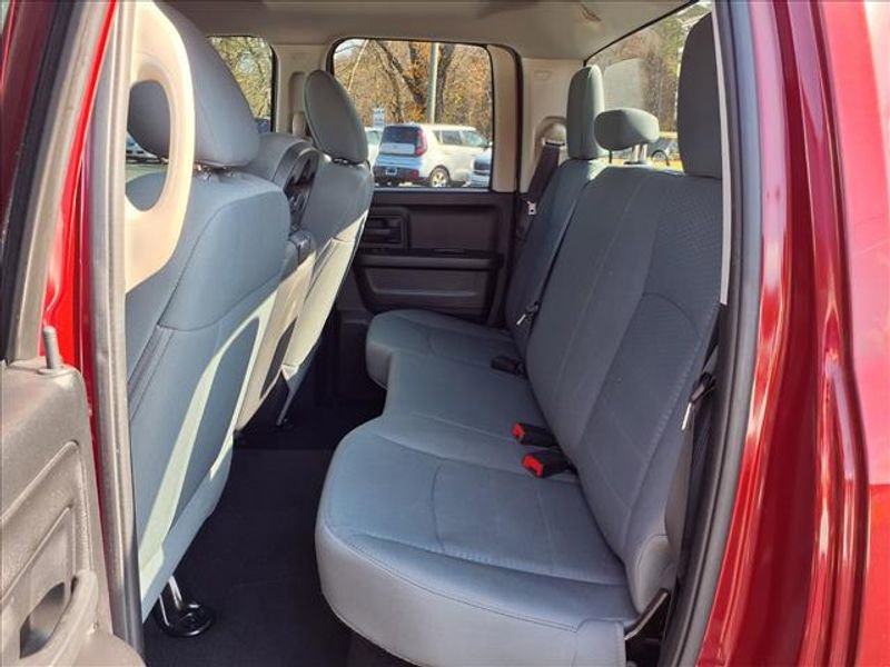 Used 2015 RAM 1500 Express image 11