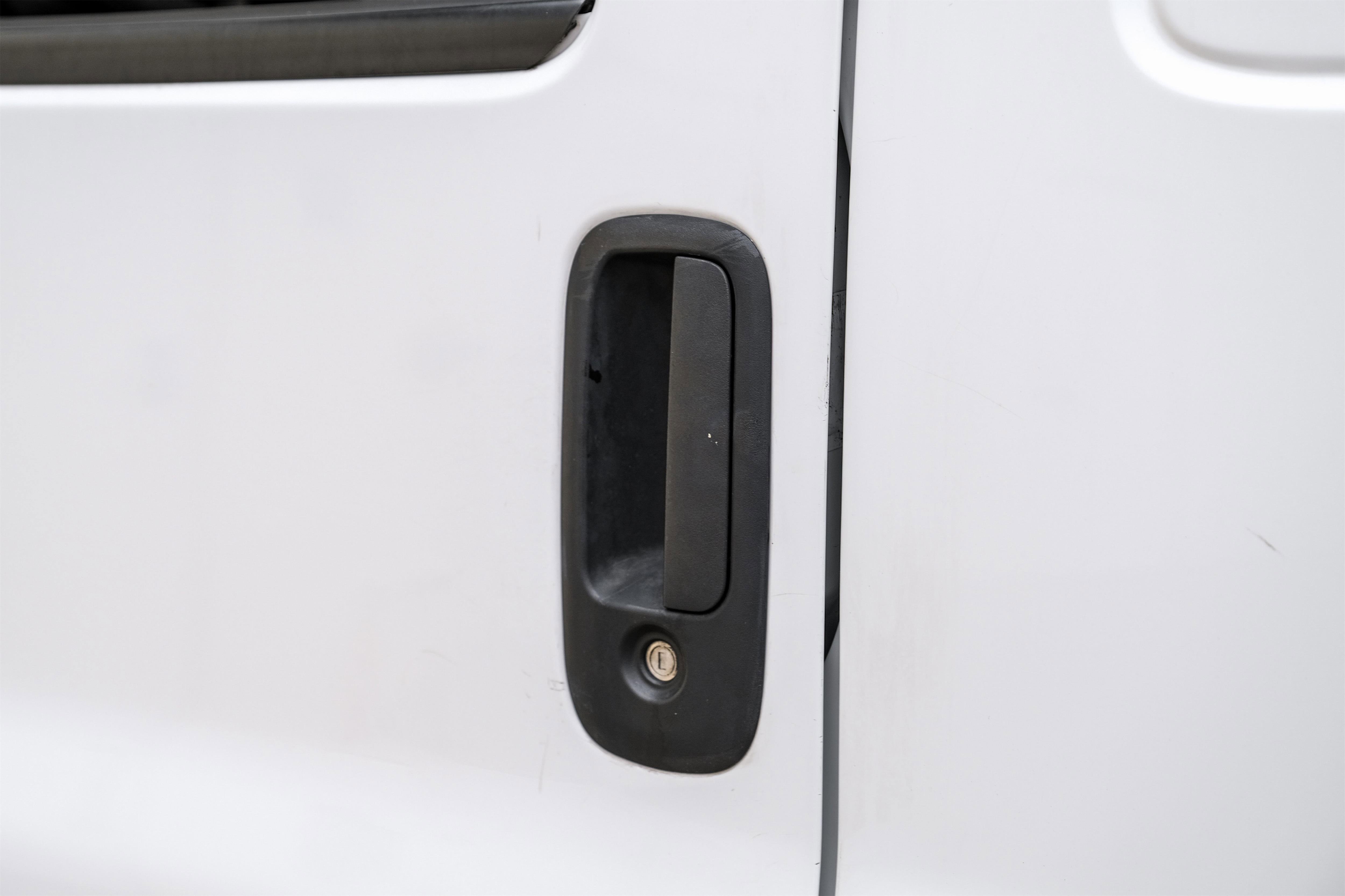 Used 2021 Chevrolet Express 2500 w/ Driver Convenience Package image 25