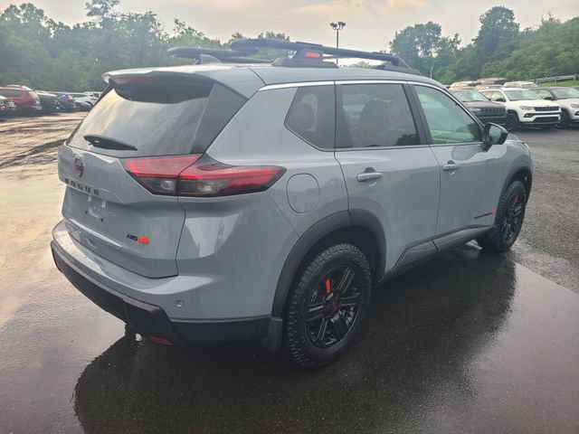 Used 2025 Nissan Rogue SV AWD/4WD image 5