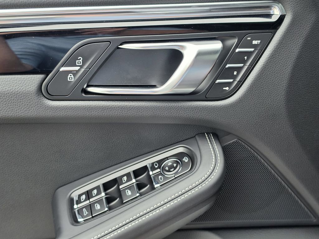 New 2026 Porsche Macan S AWD/4WD image 21