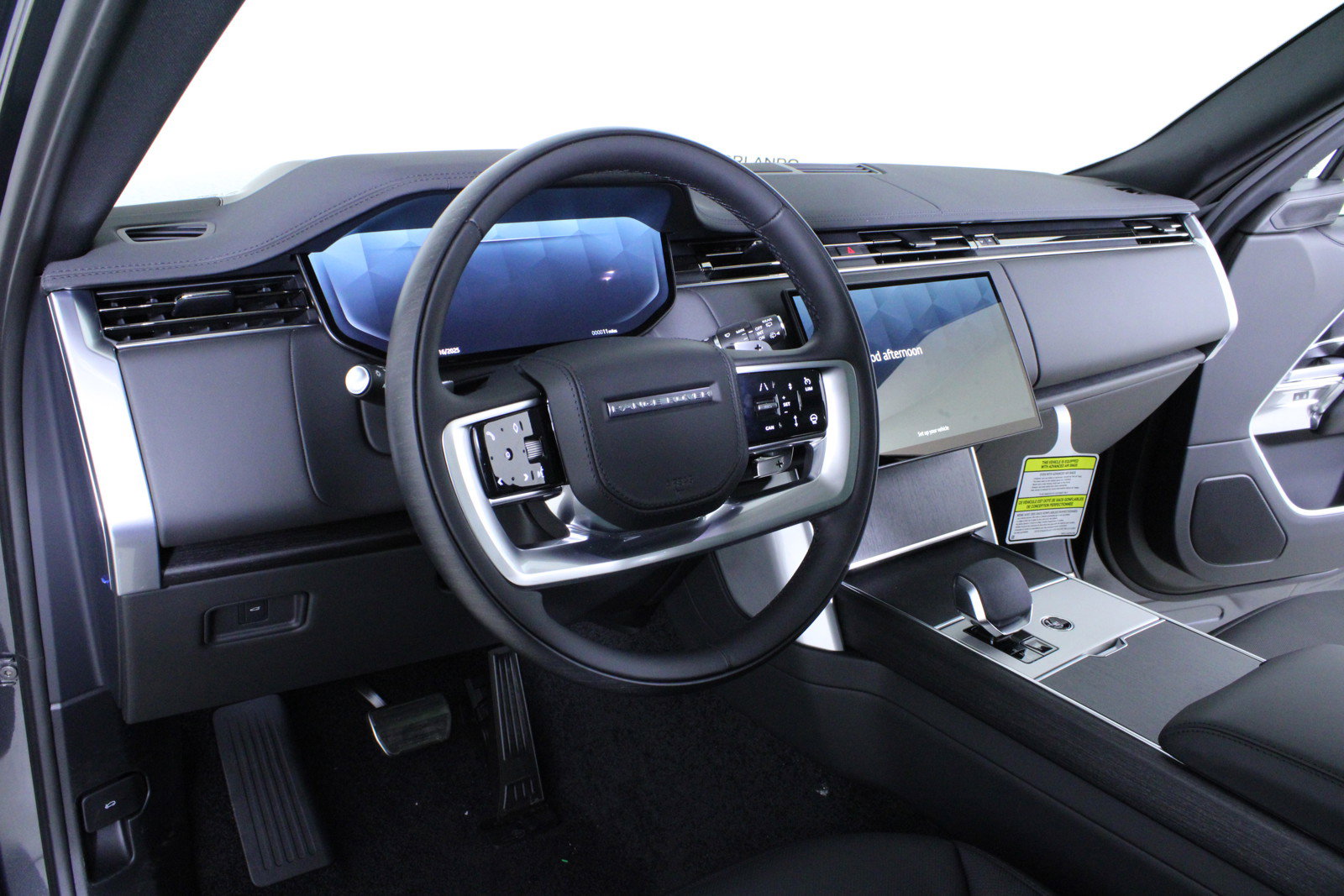 New 2025 Land Rover Range Rover SE image 16