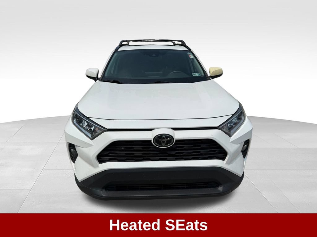 Used 2019 Toyota RAV4 XLE Premium w/ Cold Weather Package AWD/4WD image 10