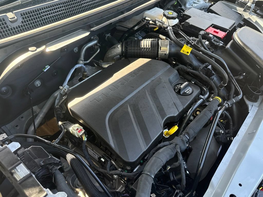 Used 2025 Buick Envista Avenir FWD image 23