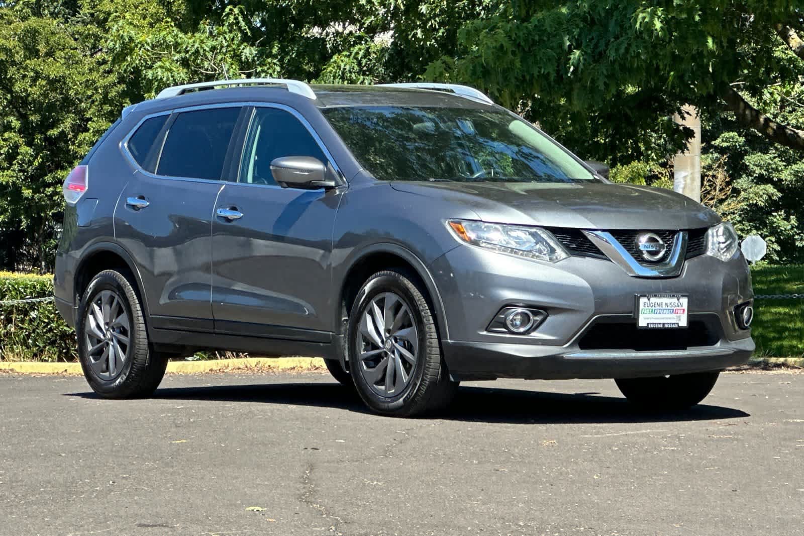 Used 2016 Nissan Rogue SL w/ SL Premium Package AWD/4WD image 9