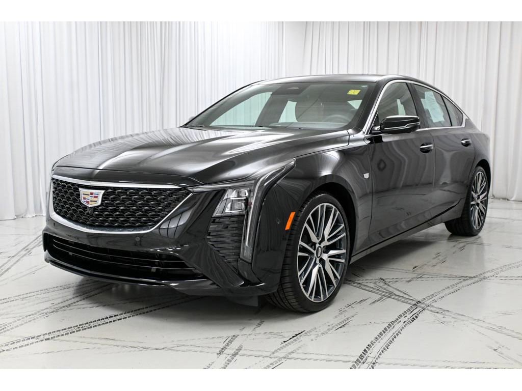 Used 2025 Cadillac CT5 Premium Luxury image 4