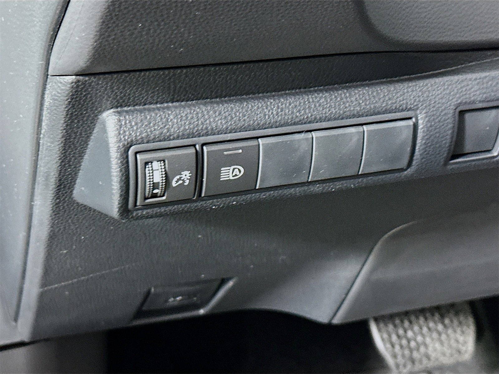 New 2026 Toyota Corolla XSE image 10