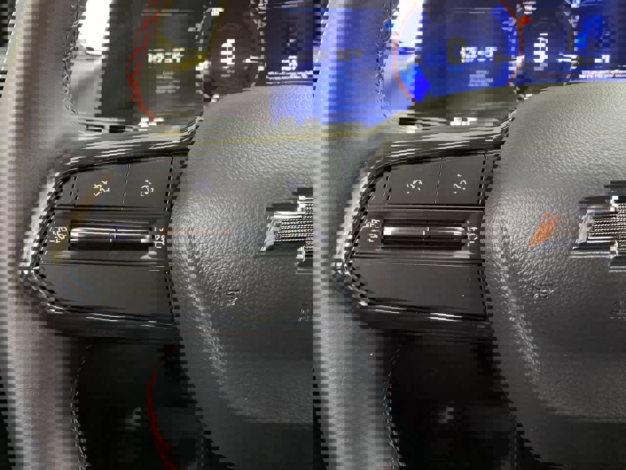 Used 2024 Chevrolet Blazer EV RS image 22