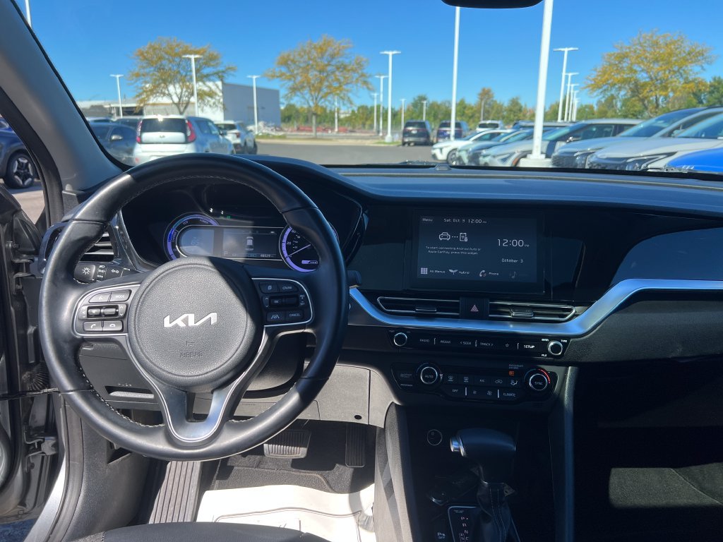 Certified 2022 Kia Niro LXS FWD image 22
