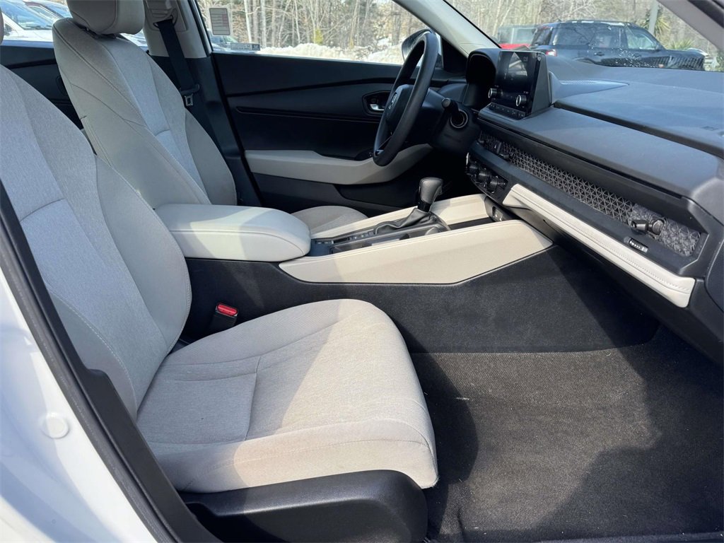 Used 2024 Honda Accord LX image 13