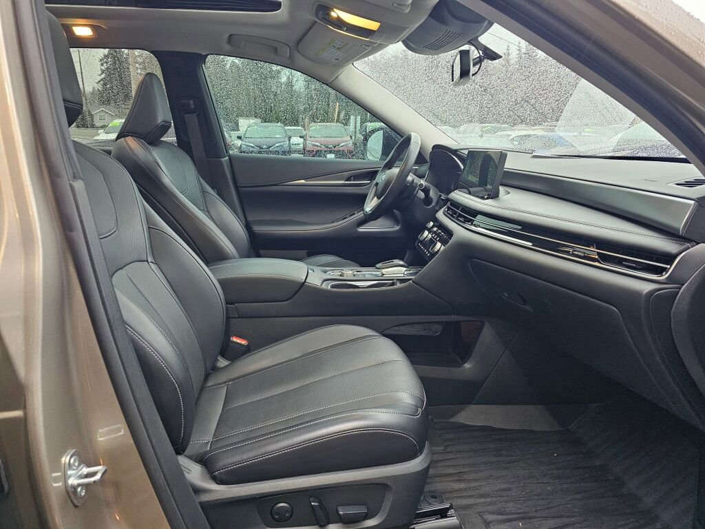 Used 2022 INFINITI QX60 Luxe image 9