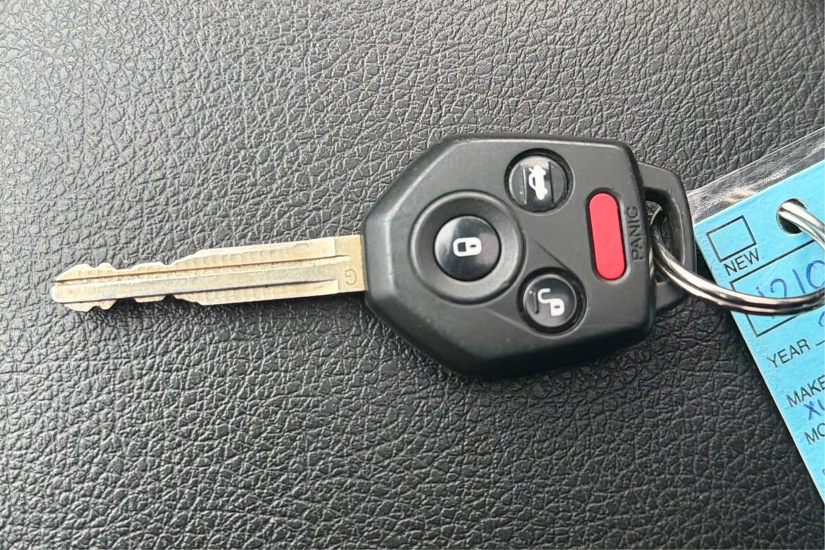 Used 2014 Subaru Crosstrek 2.0i Limited image 35