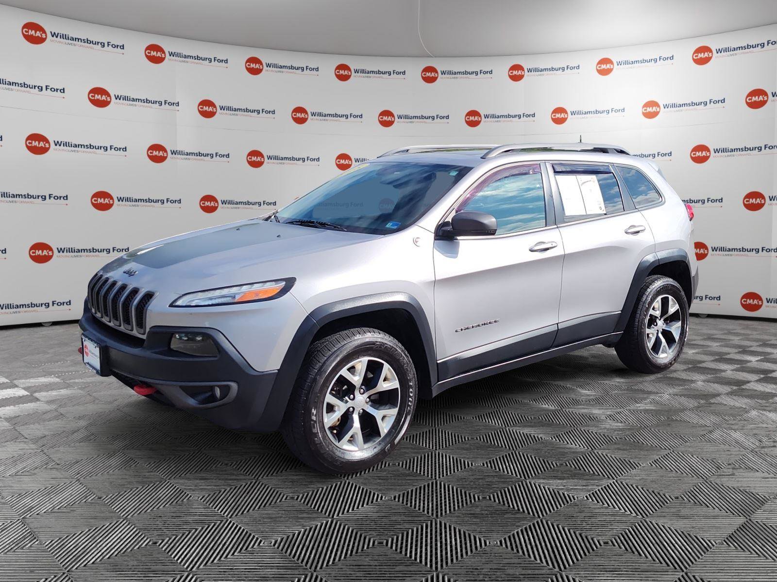 Used 2018 Jeep Cherokee Trailhawk w/ Comfort/Convenience Group