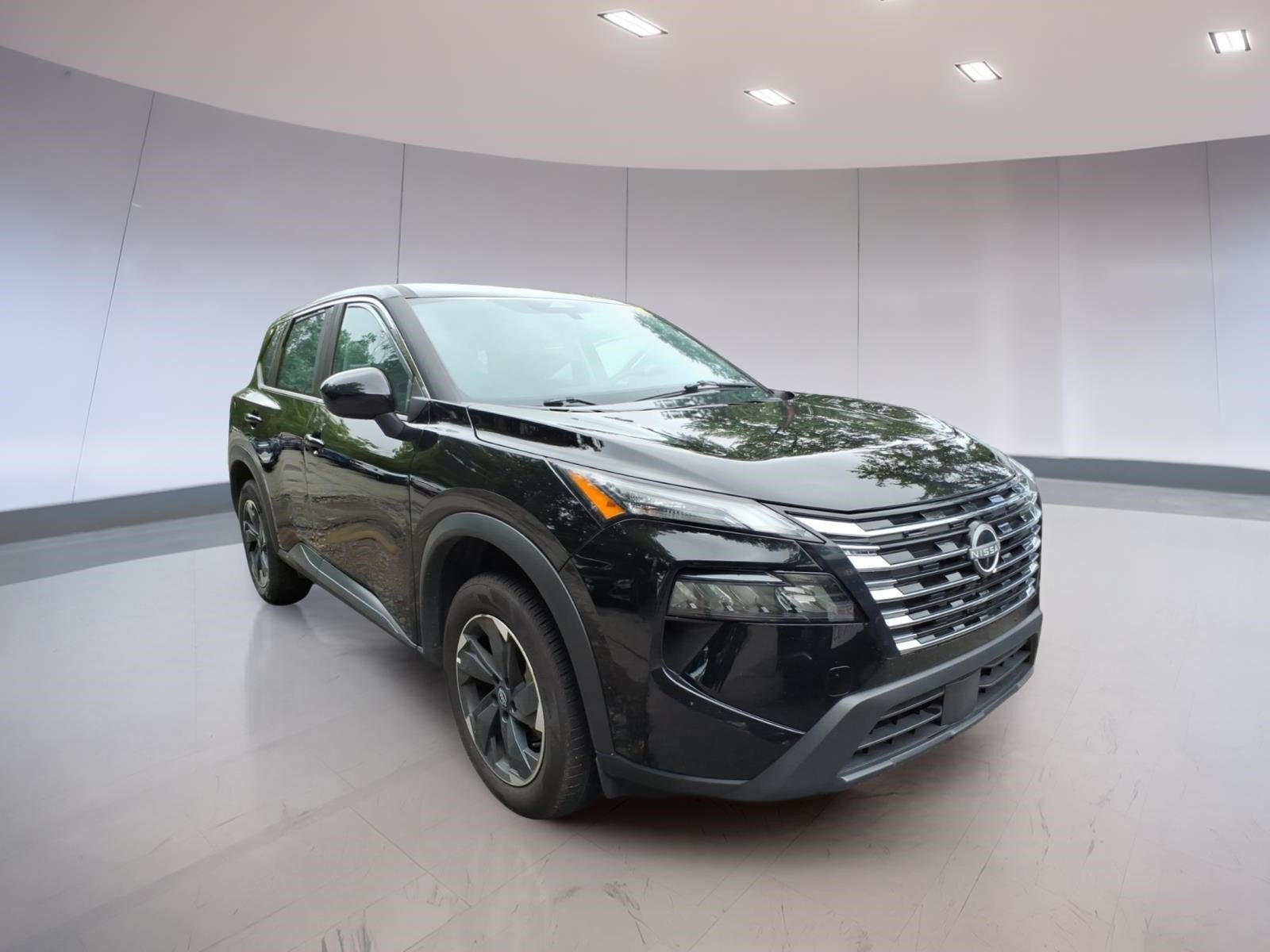 Used 2025 Nissan Rogue SV