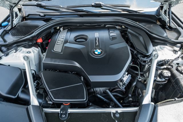 Used 2019 BMW 530i RWD image 15