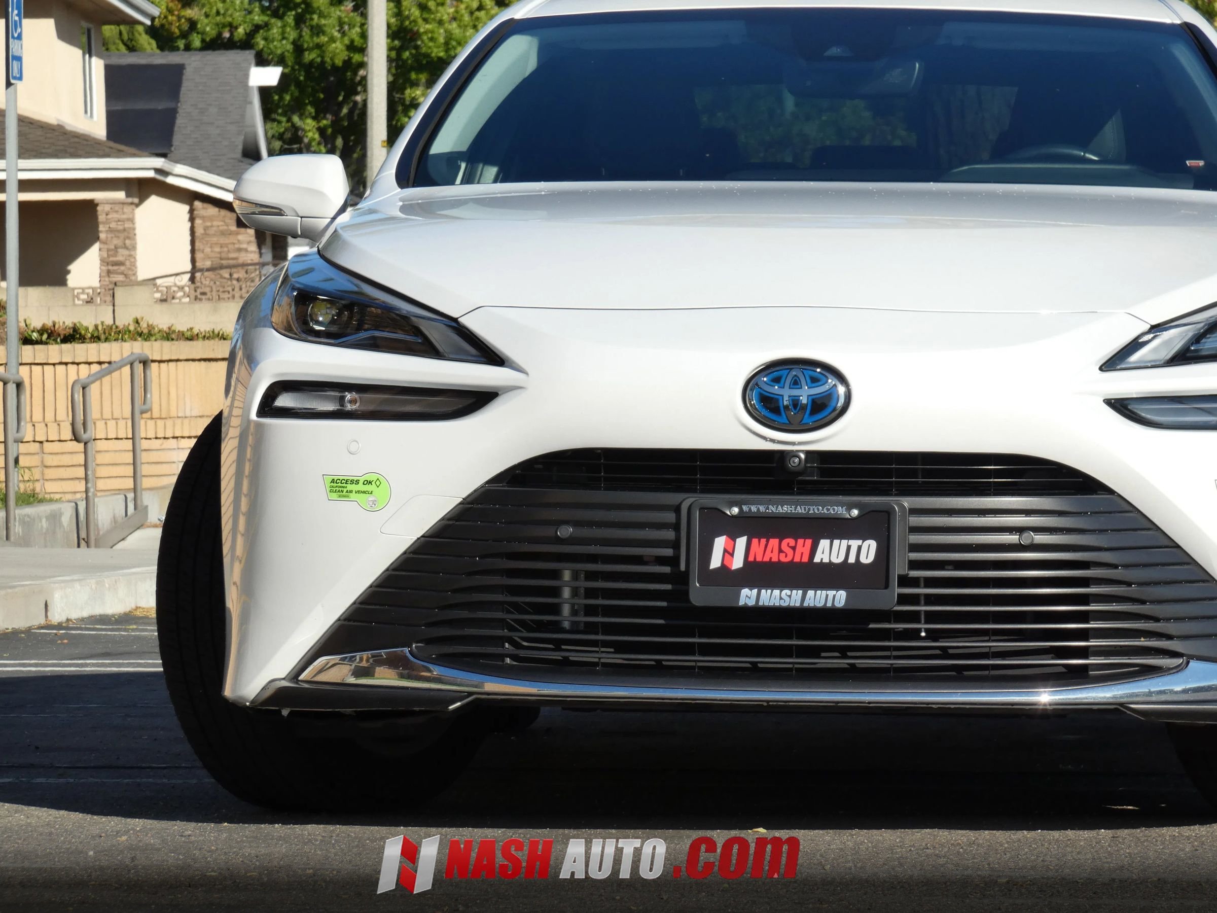 Used 2022 Toyota Mirai w/ Advanced Technology Package RWD image 19