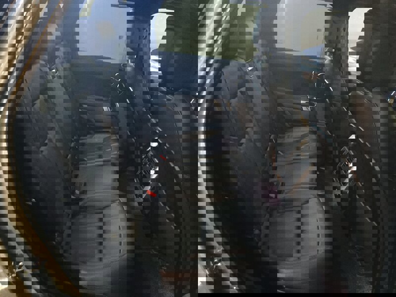 Used 2018 Land Rover Range Rover Sport HSE image 31