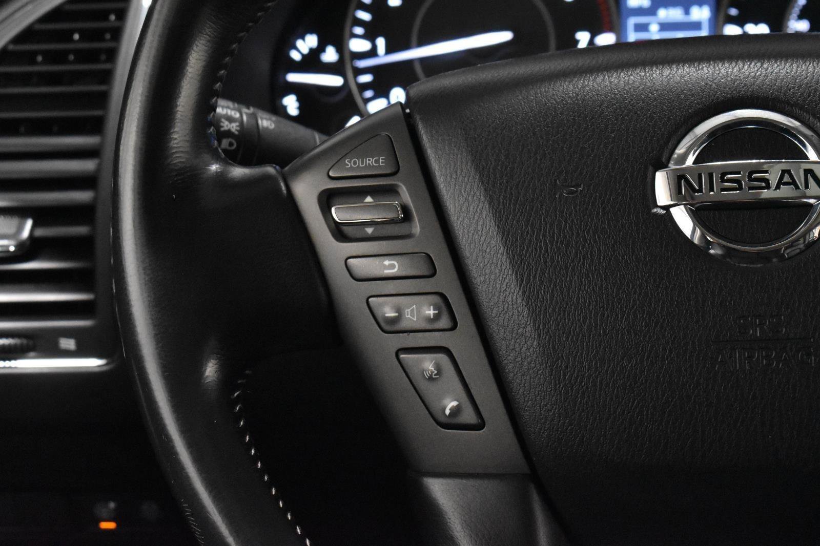 Used 2020 Nissan Armada SL w/ Premium Package image 10