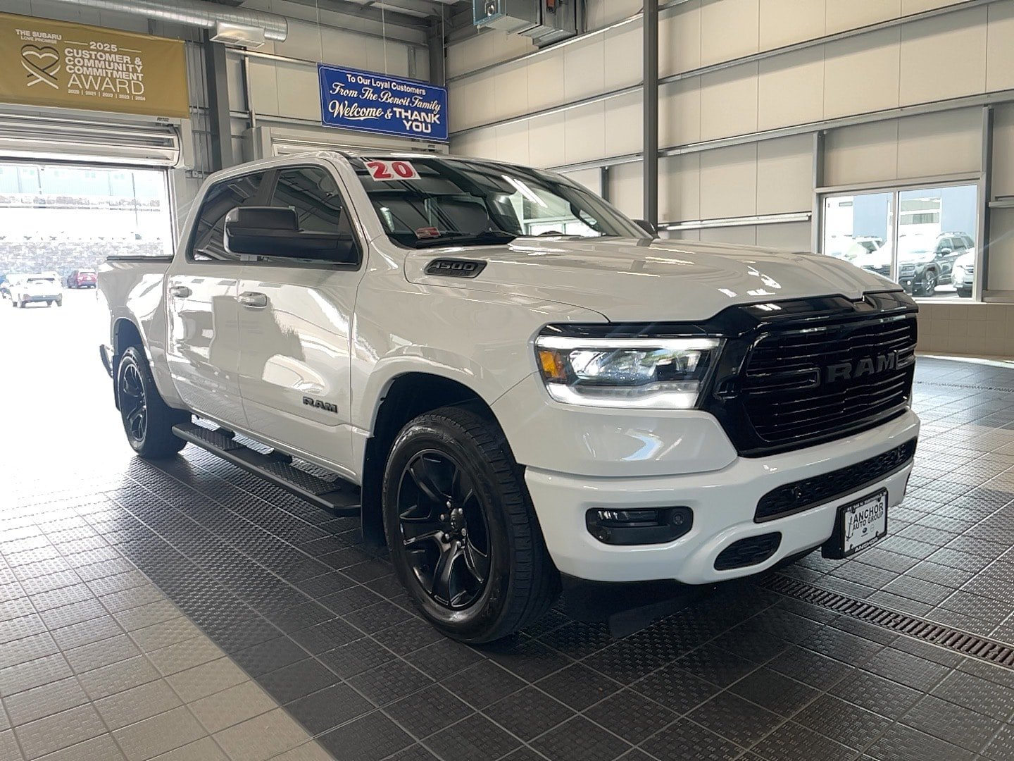 Used 2020 RAM 1500 Big Horn AWD/4WD image 1