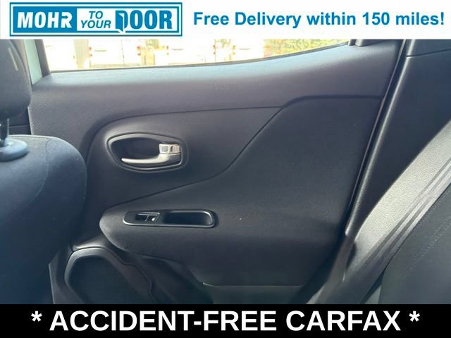 Used 2021 Jeep Renegade Latitude FWD image 44