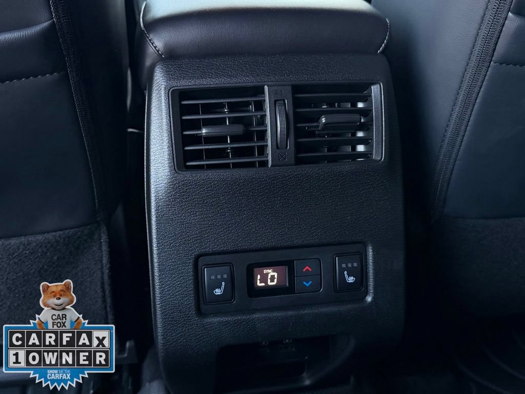 Used 2024 Mitsubishi Outlander SEL FWD image 23