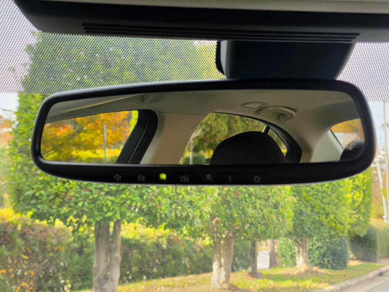 Used 2018 INFINITI Q50 Luxe w/ Essential Package (3.0T Luxe) image 29