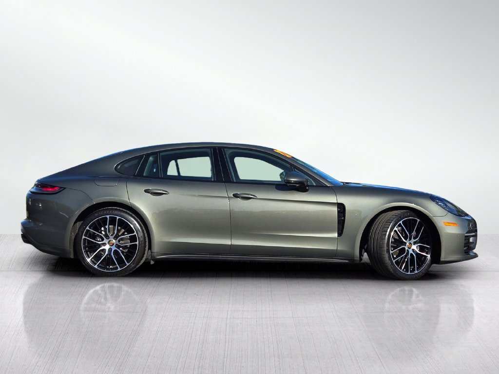 Used 2022 Porsche Panamera Platinum Edition RWD image 3