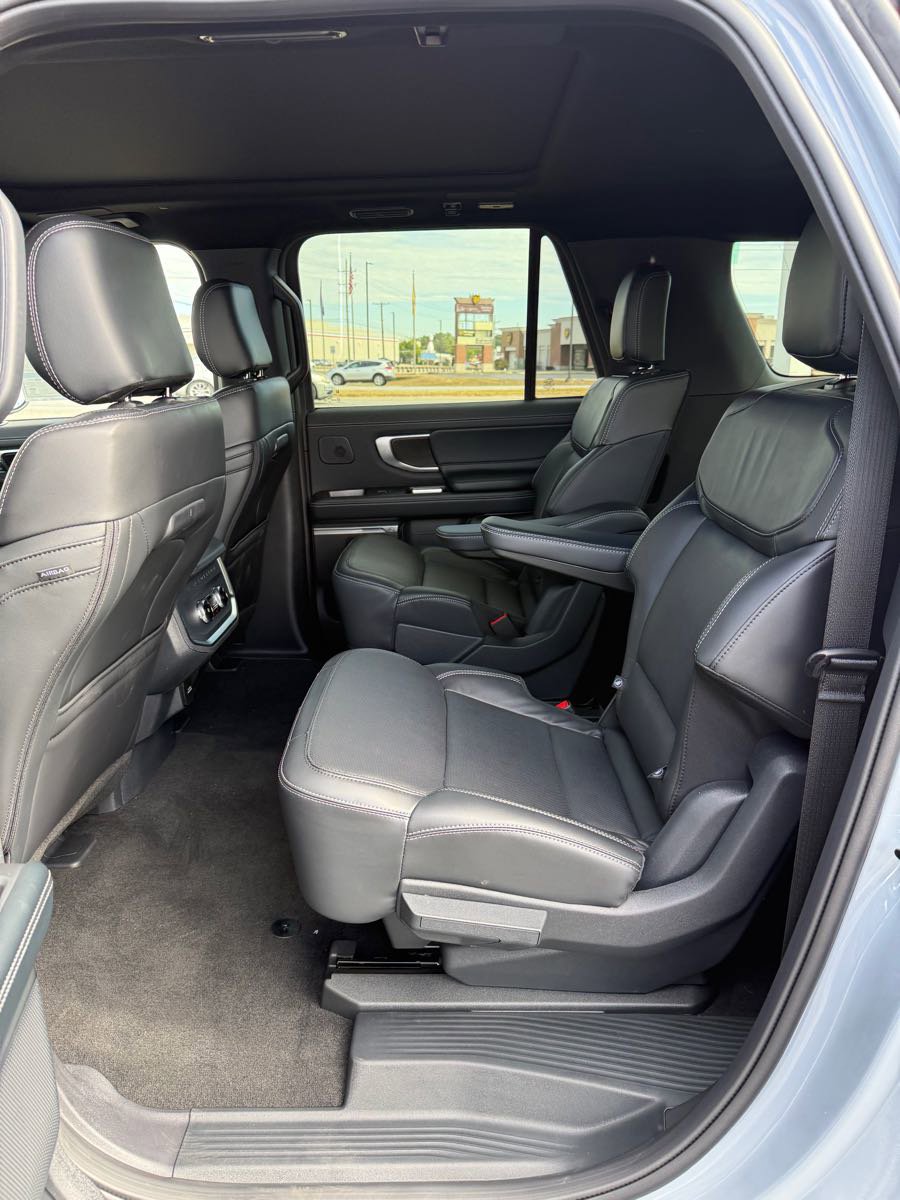 New 2025 Ford Expedition Max Platinum image 11