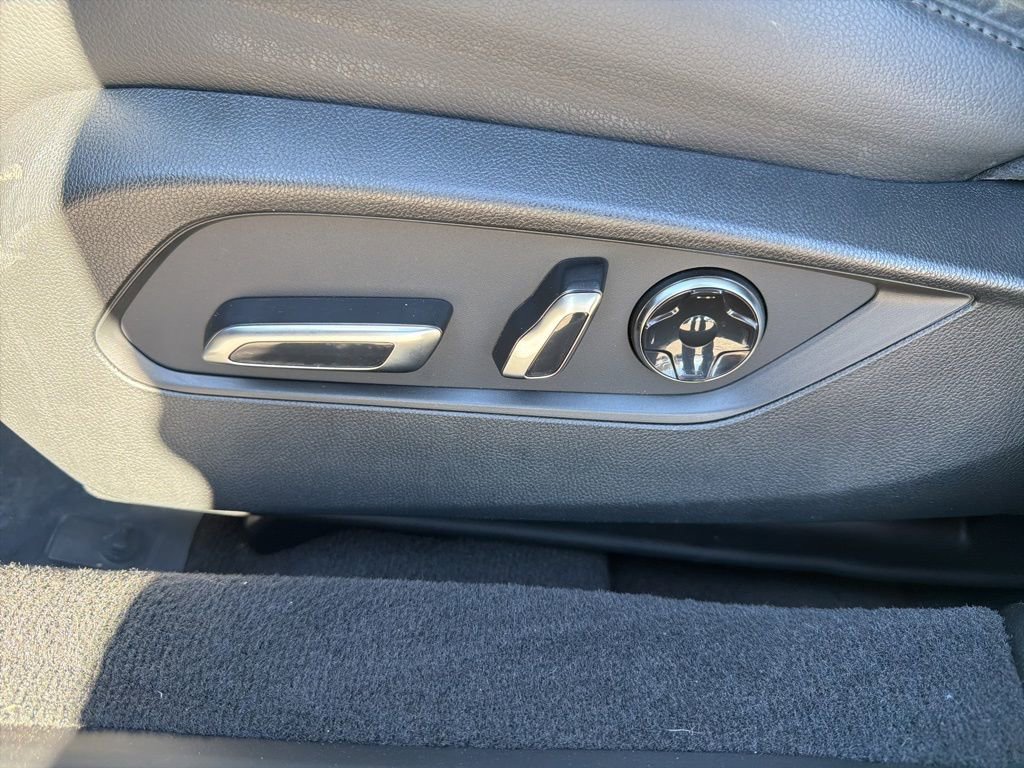 Used 2023 Acura TLX image 17