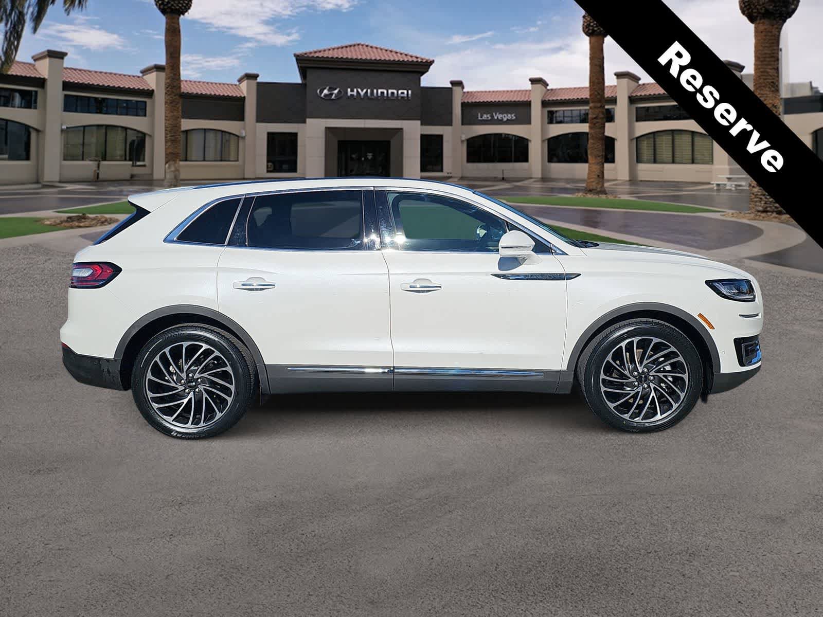 Used 2020 Lincoln Nautilus Reserve FWD image 9
