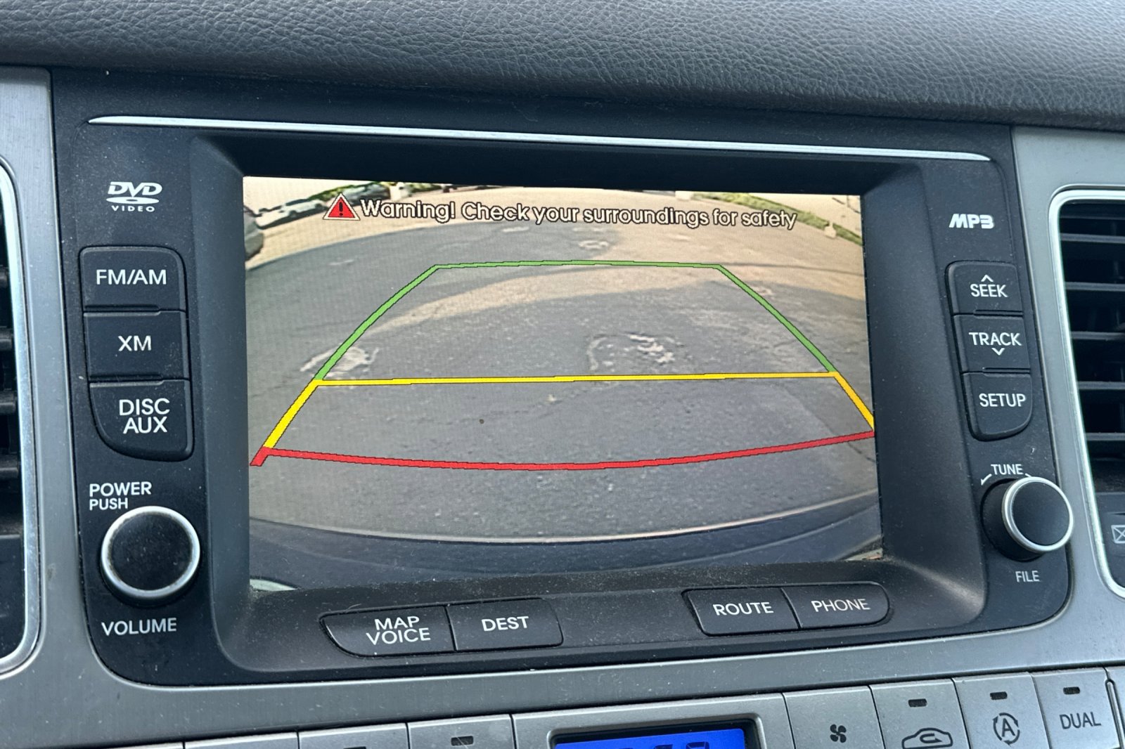 Used 2012 Hyundai Genesis 3.8 w/ Premium Pkg image 19