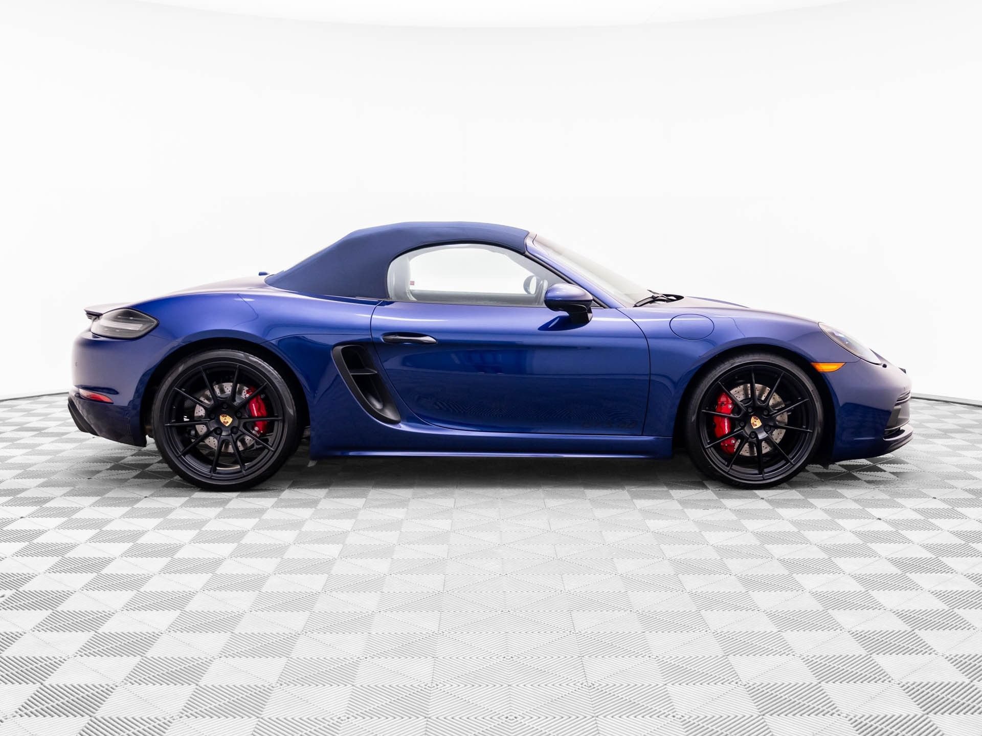 Certified 2023 Porsche 718 Boxster GTS RWD image 7