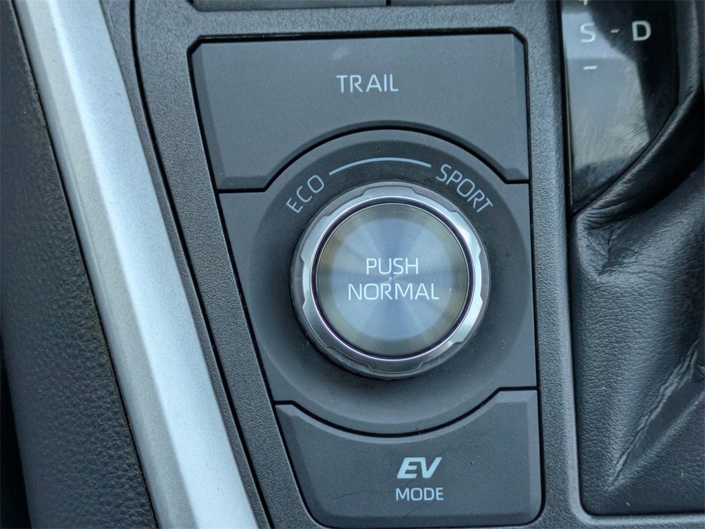 Used 2023 Toyota RAV4 XSE image 27