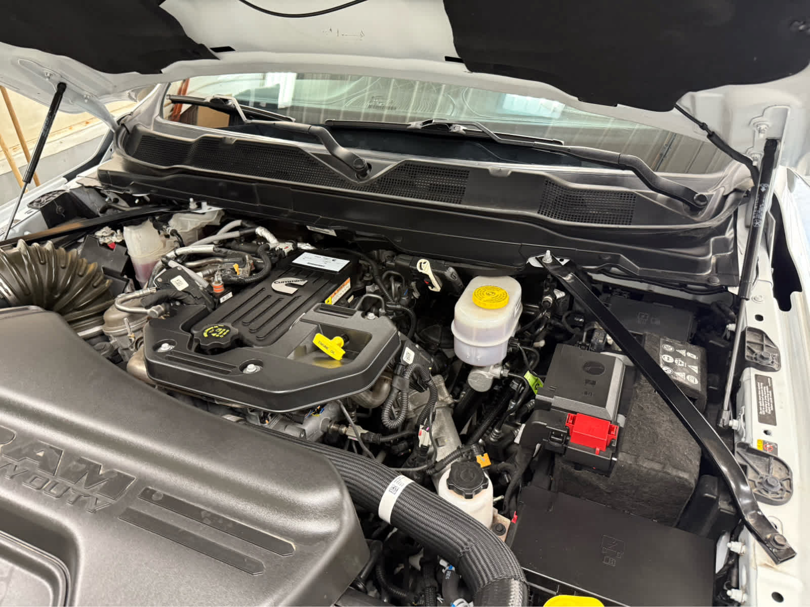 Used 2025 RAM 3500 Limited AWD/4WD image 43