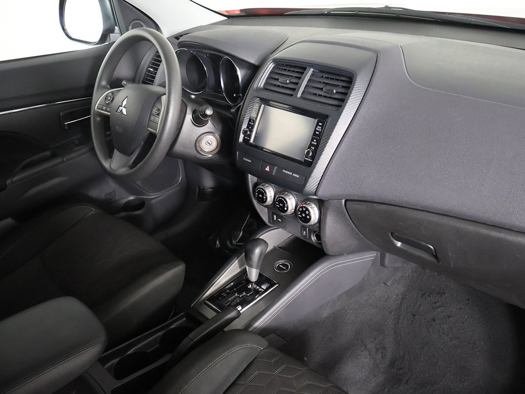 Used 2024 Mitsubishi Outlander Sport ES AWD/4WD image 23