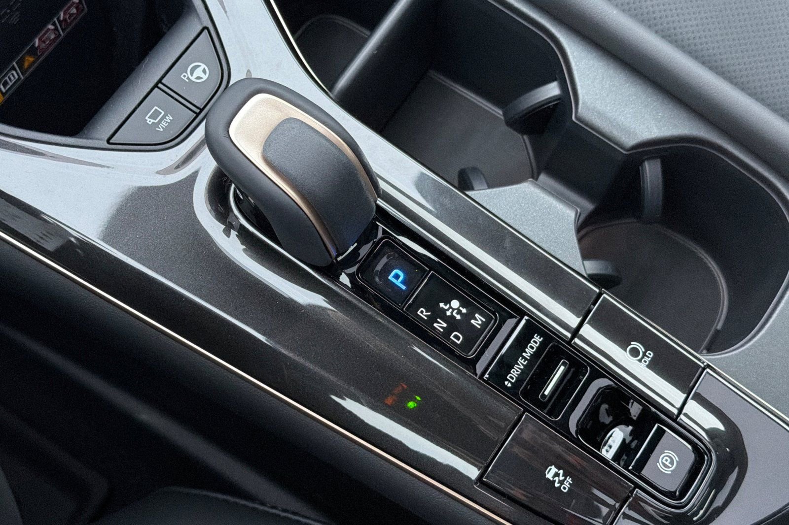 New 2026 Toyota Crown Platinum image 18