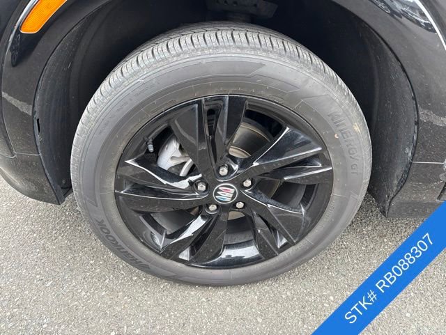 Used 2024 Buick Encore GX Sport Touring AWD/4WD image 4