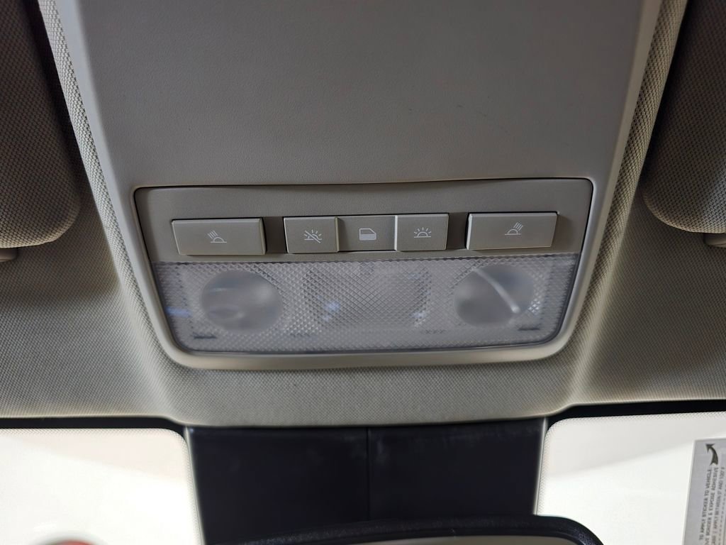 Used 2020 Buick Encore Preferred w/ Safety Package image 35