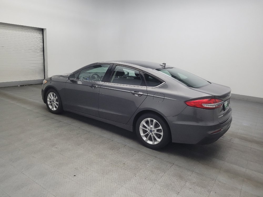 Used 2019 Ford Fusion SE FWD image 3