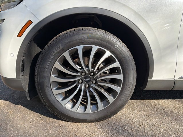 Used 2023 Lincoln Aviator Reserve w/ Equipment Group 201A image 9