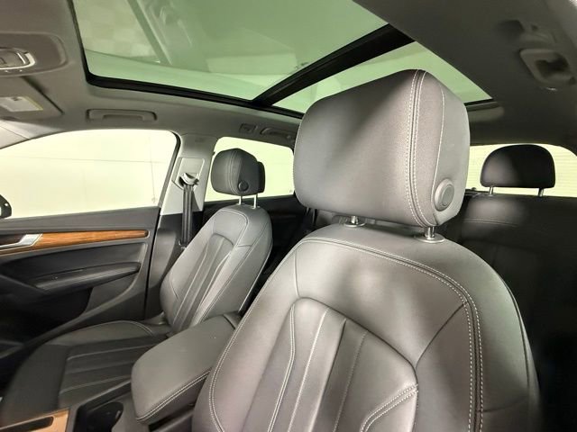 Used 2023 Audi Q5 2.0T Premium Plus w/ Premium Plus Package image 10