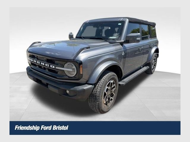 Used 2023 Ford Bronco Outer Banks AWD/4WD image 1